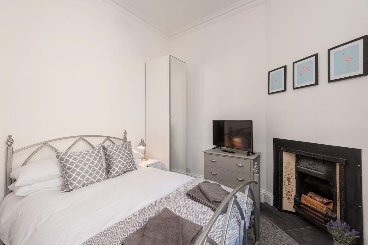 Apartments DeLorean Apartments